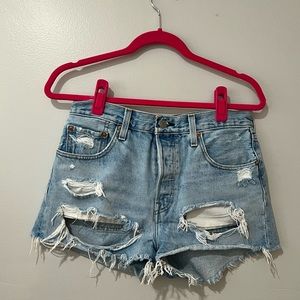 Levi’s Original 501 Cutoff Shorts